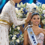 Joheirry Mola Domínguez devuelve la corona de Miss Mundo a República Dominicana tras 44 años
